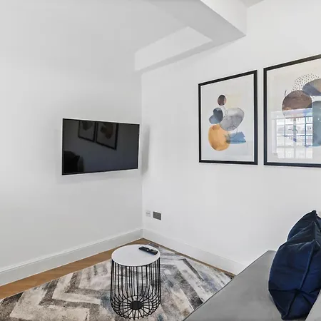 Capital Apartment 516, Chelsea Cloisters London Exterior photo